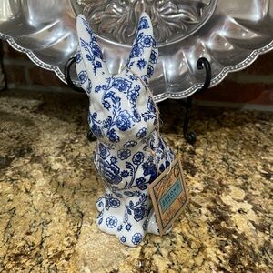 Begonia Market Blue and White ceramic Floral Rabbit figurine - Brsnd new